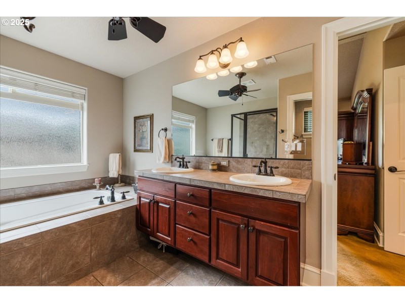 Bathroom, Attached
