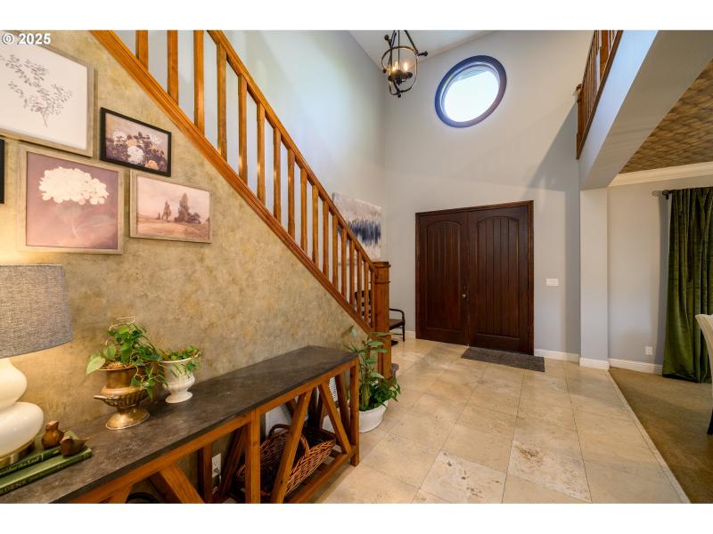Entrance/Foyer