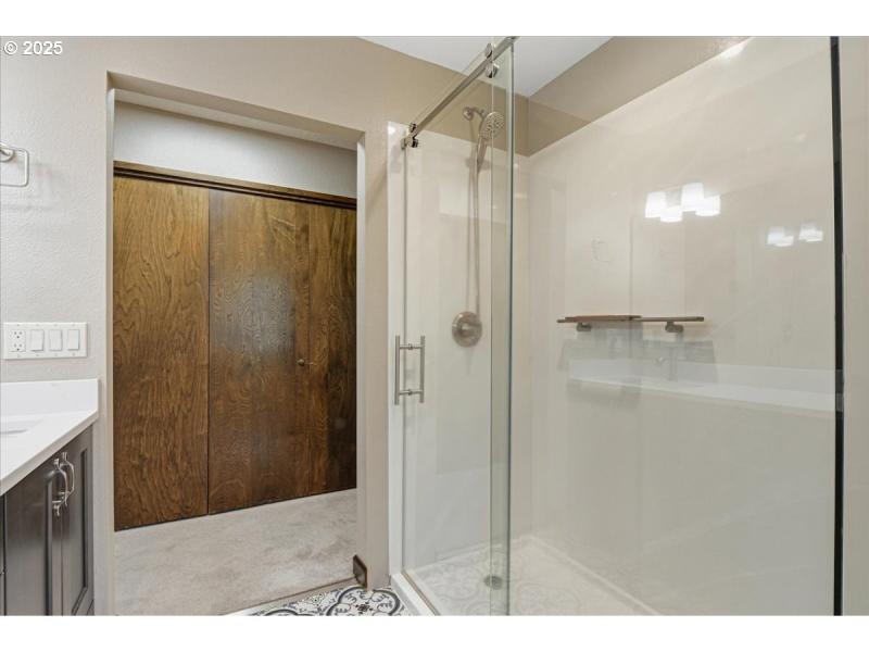 Owner's Suite Bathroom