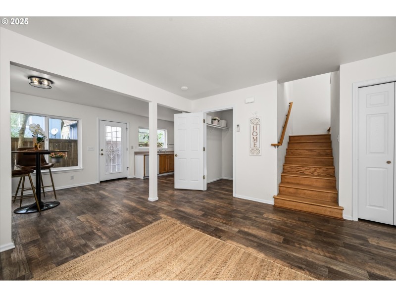 Living Room/Dining Room