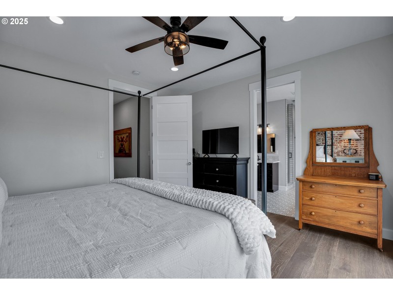Owner's Suite Bedroom
