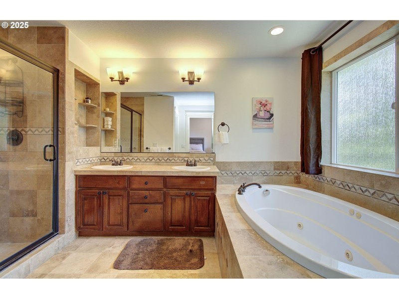 Bathroom, Attached