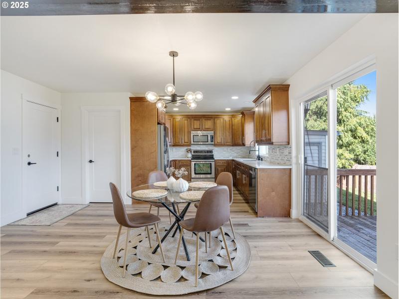 Kitchen/Dining Room