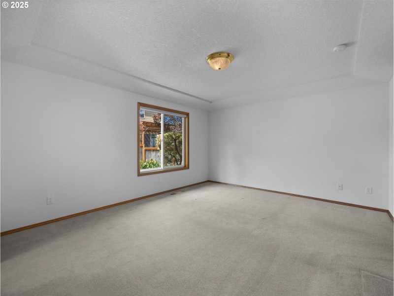 Bedroom, Owner's Suite