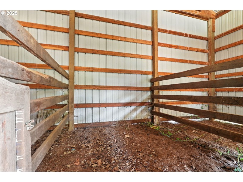 Stable