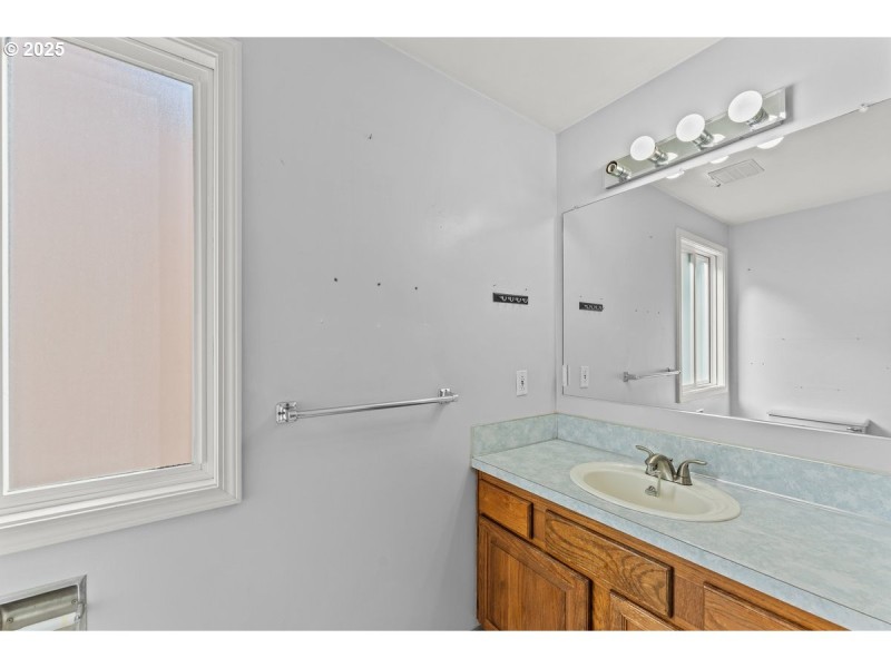 Attached Bathroom #2