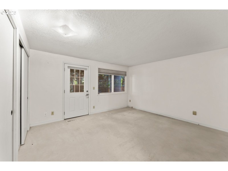 Bedroom, Owner's Suite