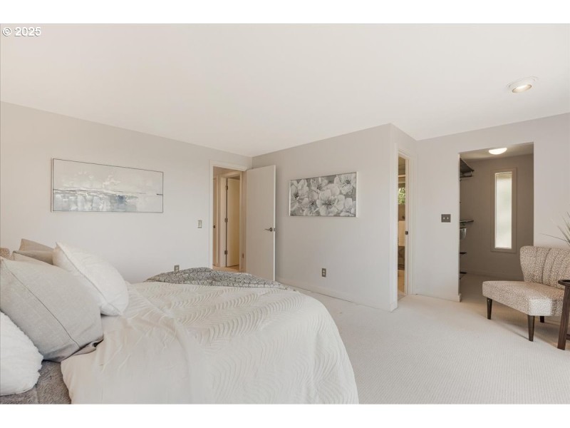 Bedroom, Owner's Suite