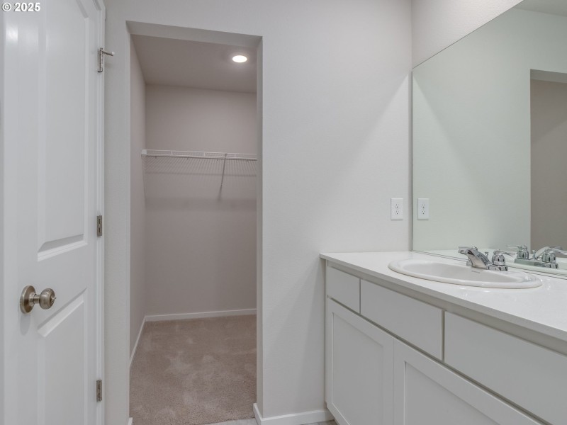 Bedroom, Owner's Suite