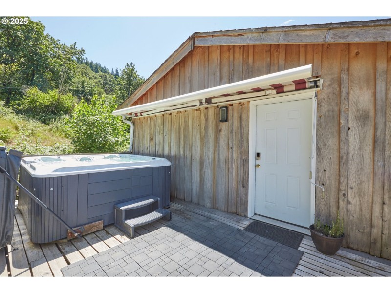 Guest Quarters