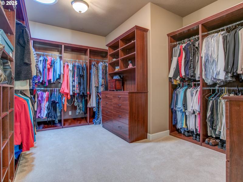 Bedroom, Owner's Suite