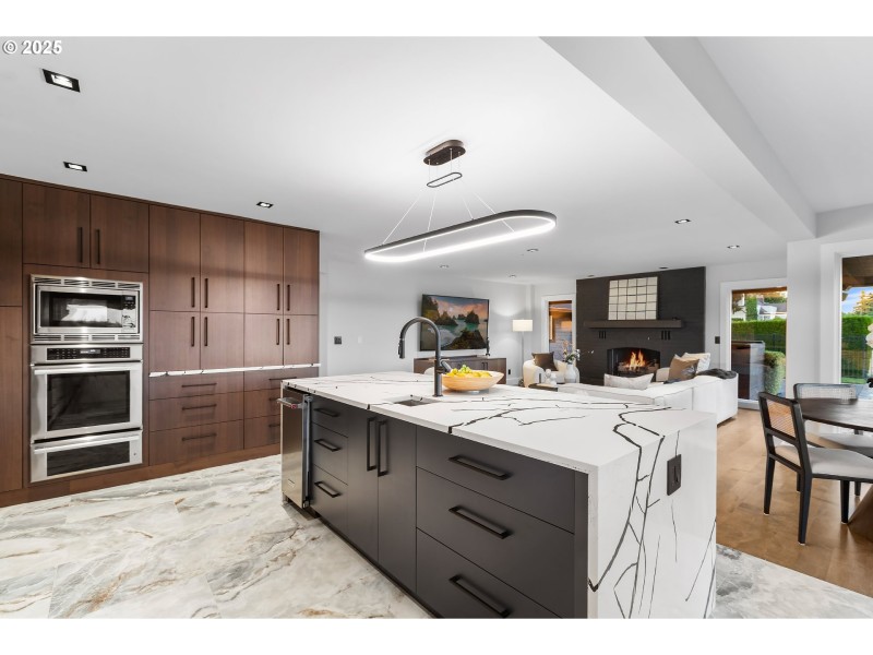 Kitchen/Family Room