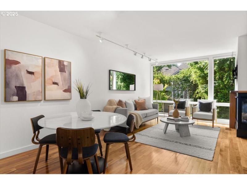 Living Room/Dining Room