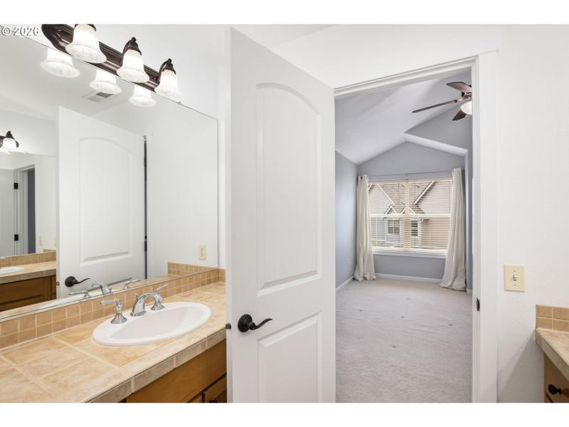 Owner's Suite Bathroom