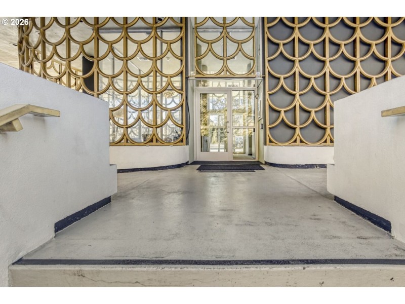 Entrance/Foyer
