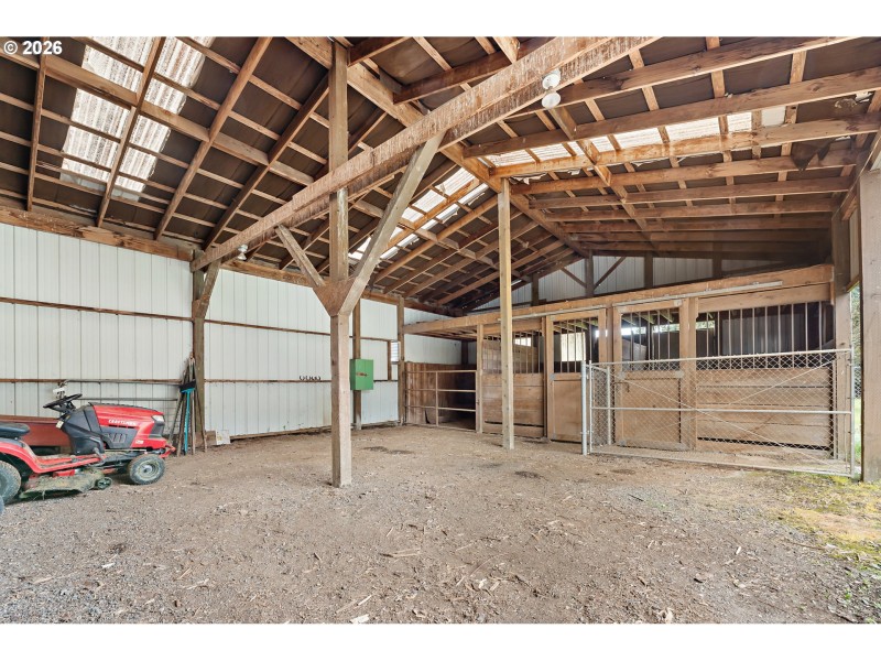 Barn