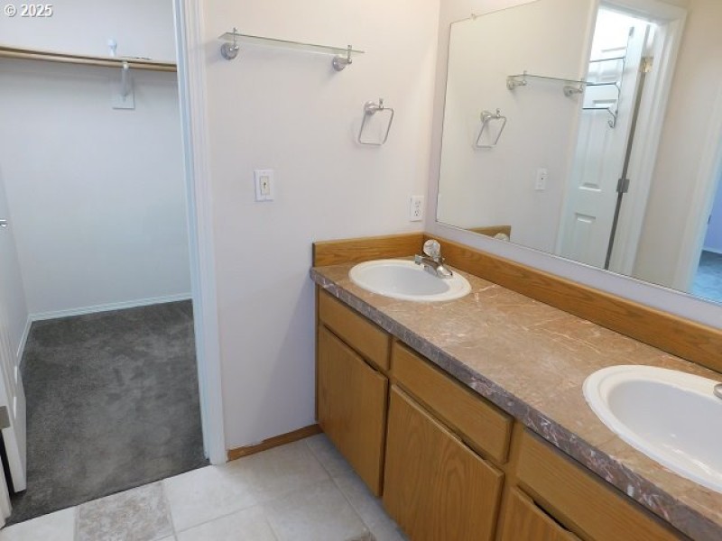 Bathroom, Attached