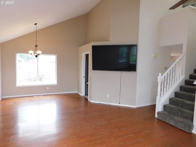 Living Room/Dining Room