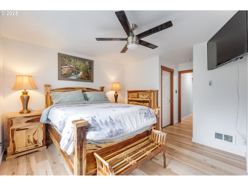 Bedroom, Owner's Suite