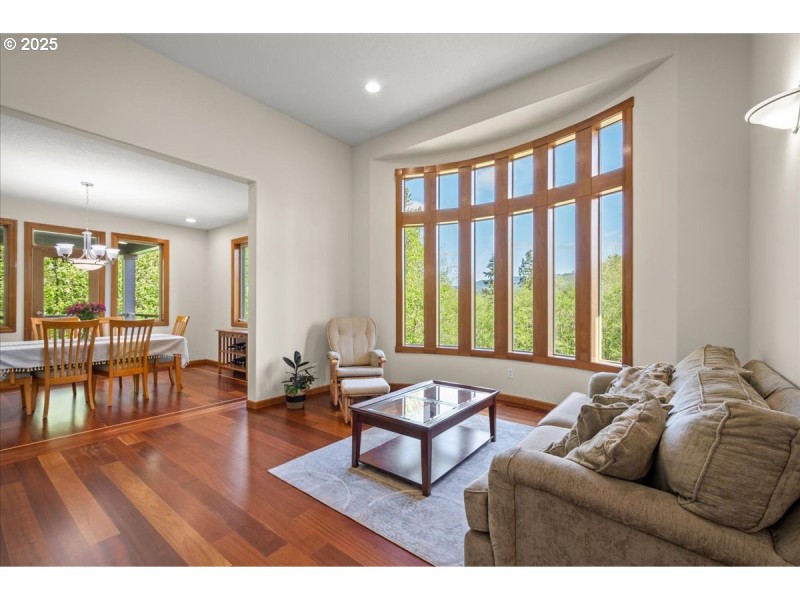 Living Room/Dining Room