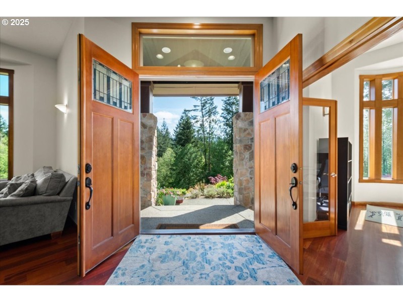 Entrance/Foyer