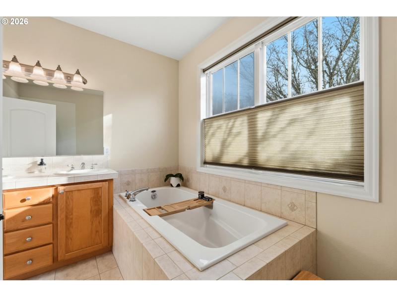 En Suite Bathroom