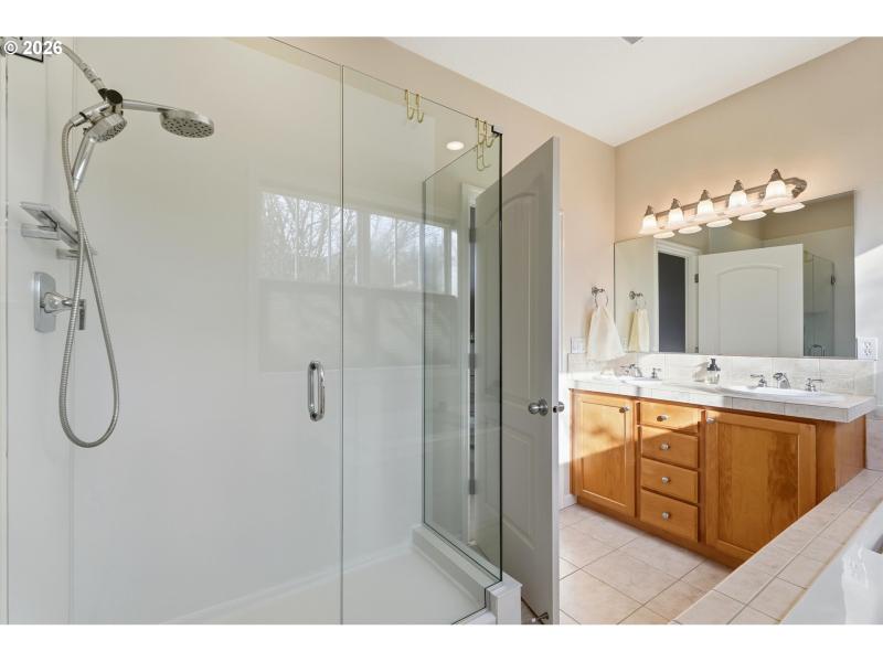 En Suite Bathroom