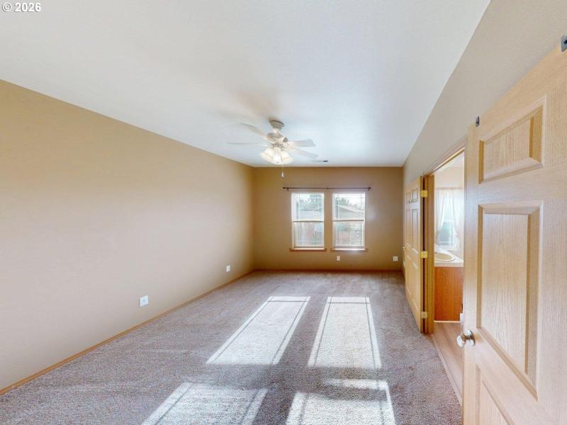 Bedroom, Owner's Suite
