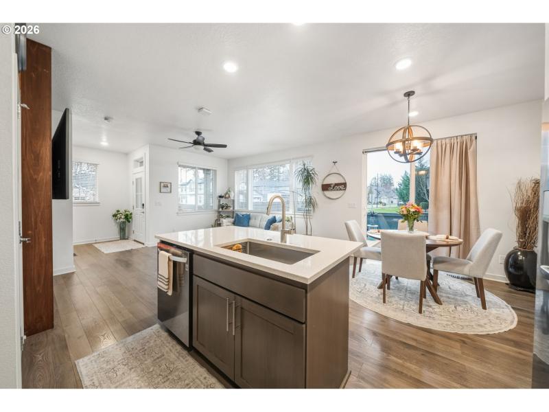 Kitchen/Dining Room
