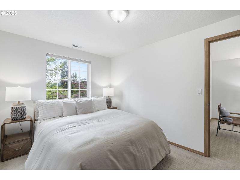 Bedroom, Primary