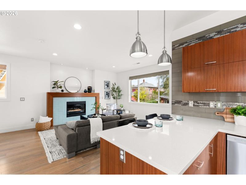 Kitchen/Living Room