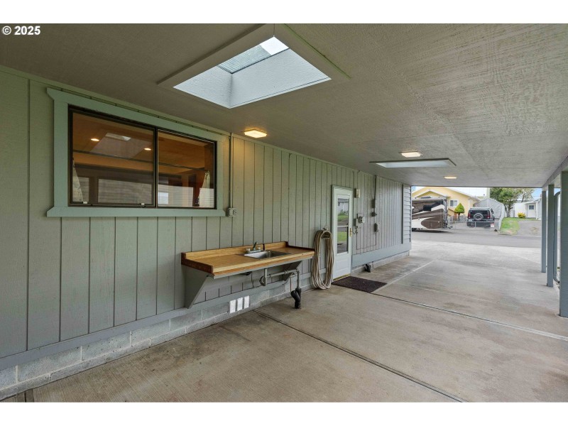 Carport