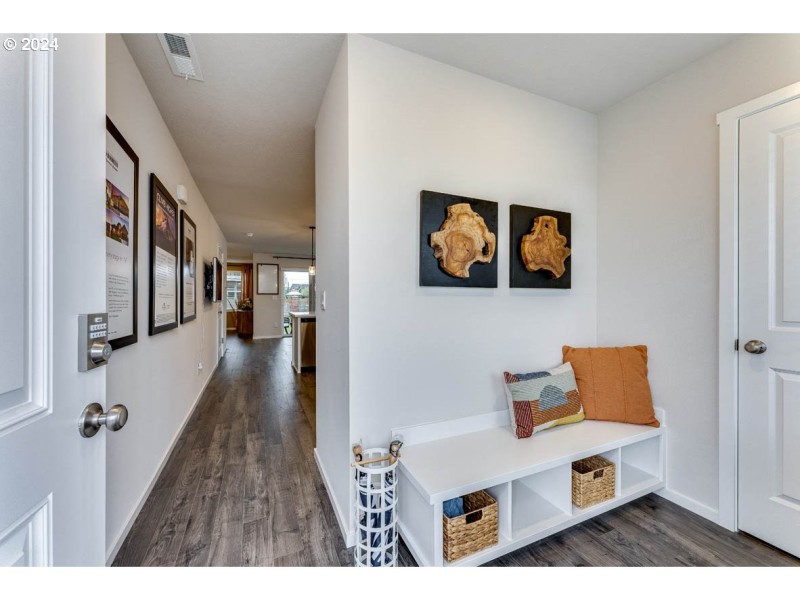 Entrance/Foyer