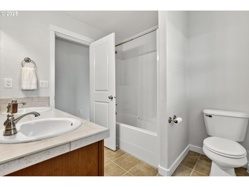 Bathroom, Continental