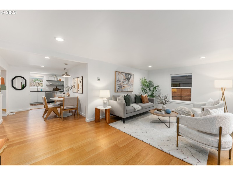 Living Room/Dining Room