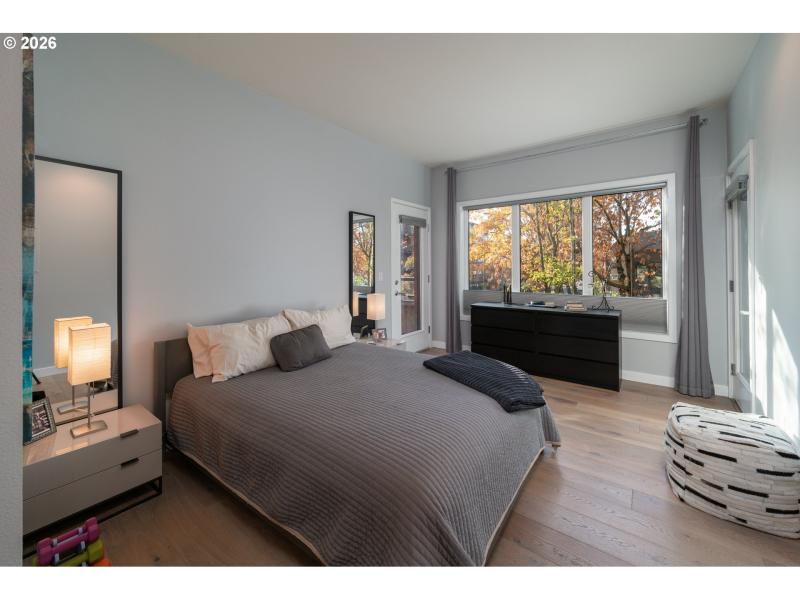 Bedroom, Primary