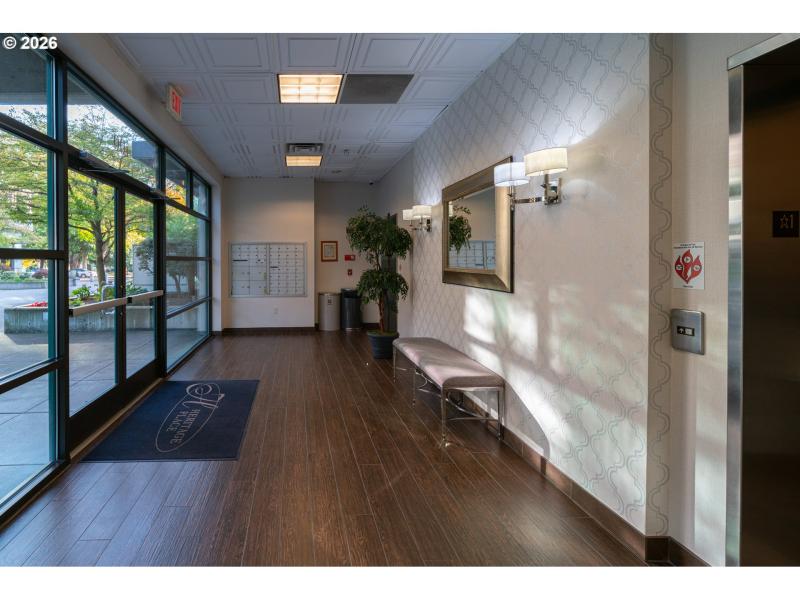 Entrance/Foyer