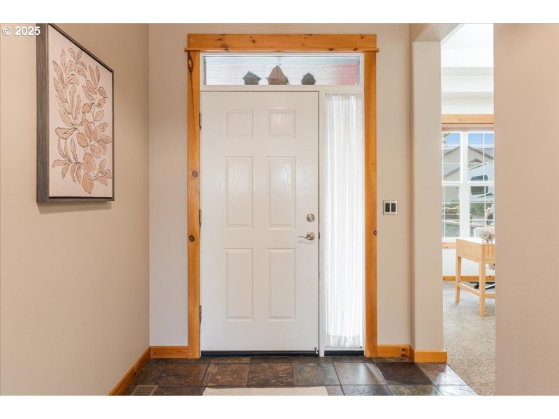 Entrance/Foyer
