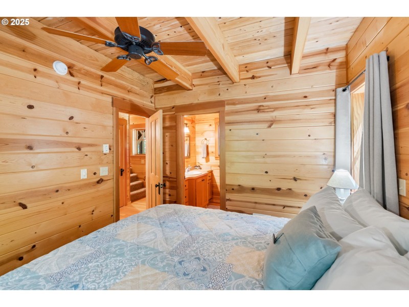 Bedroom, Owner's Suite