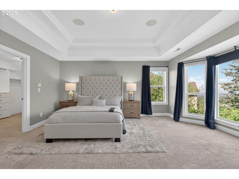 Bedroom, Primary