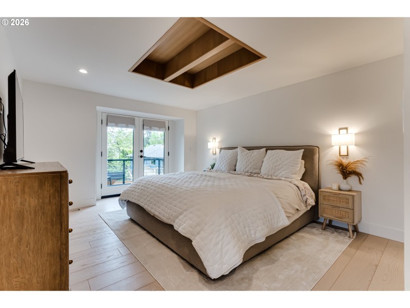 Bedroom, Primary