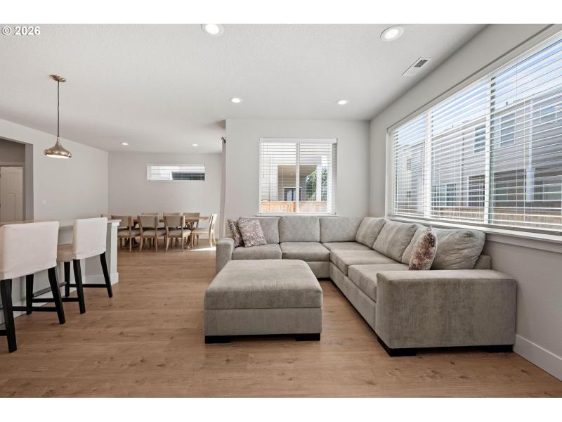Living Room/Dining Room