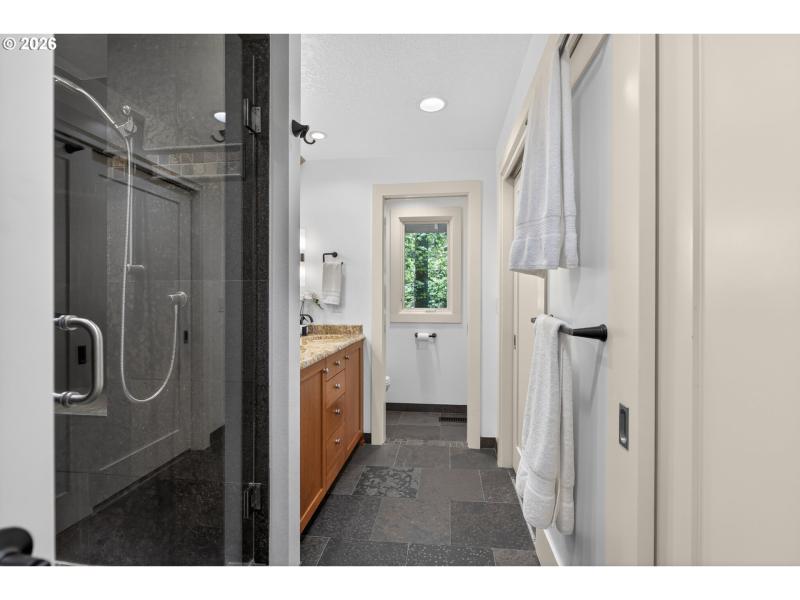 Bathroom, Attached