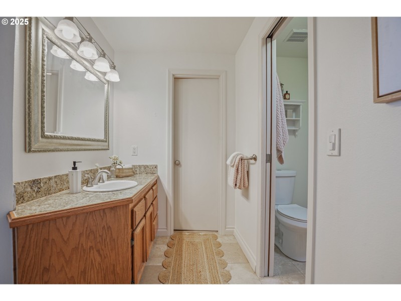 Owner's Suite Bathroom