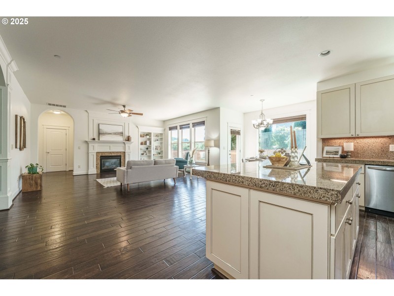 Kitchen/Family Room
