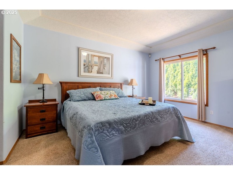 Bedroom, Owner's Suite