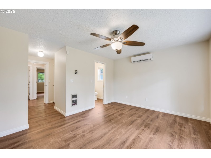 Bedroom, Owner's Suite