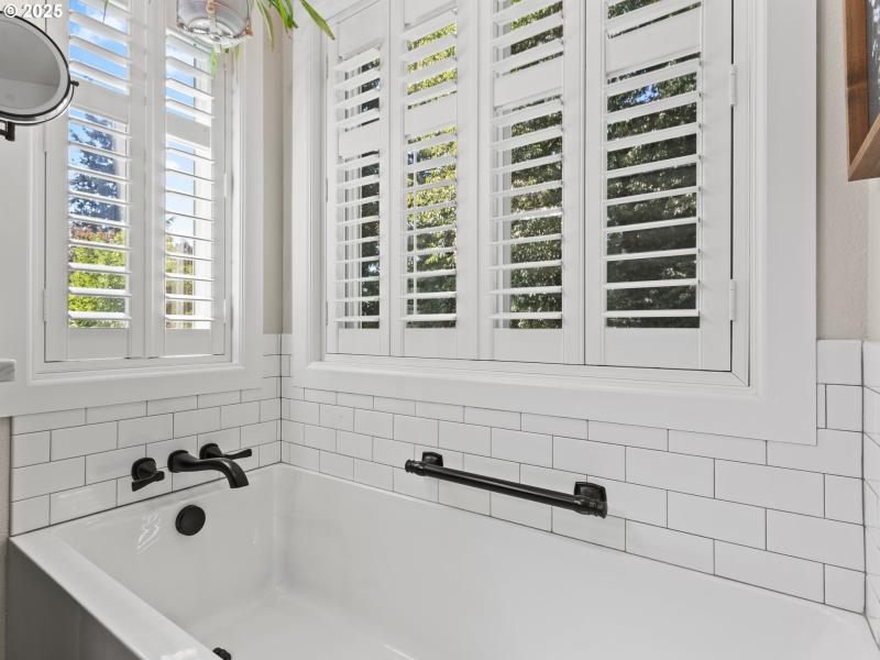 Owner's Suite Bathroom