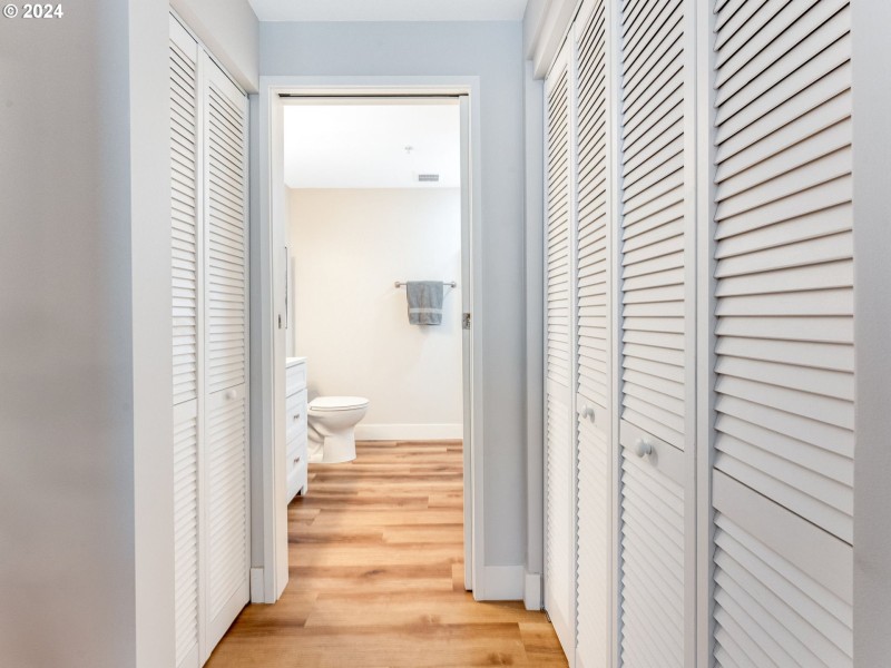 Bathroom, Attached
