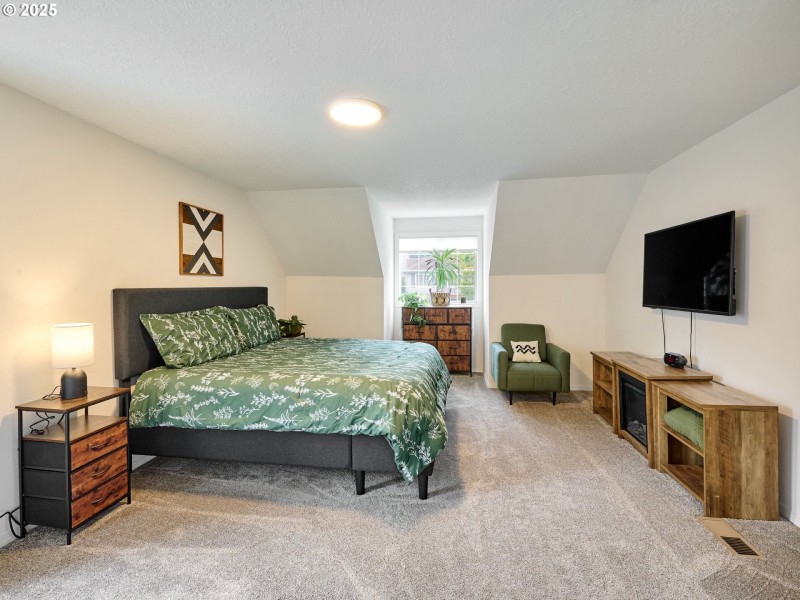 Owner's Suite Bedroom